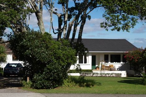 Photo of property in 2/18 Baird Street, Howick, Auckland, 2014