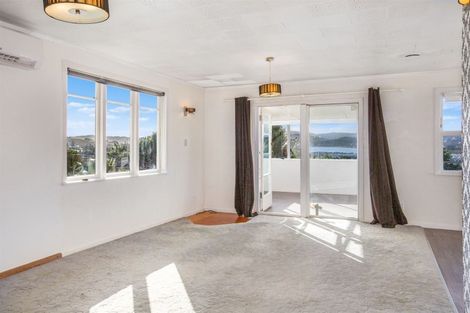 Photo of property in 21 Waiho Terrace, Elsdon, Porirua, 5022