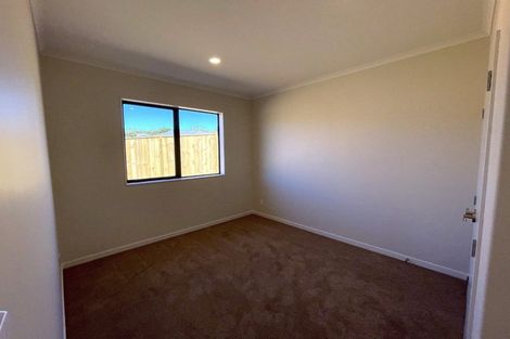 Photo of property in 52 Peacock Place, Pokeno, 2402