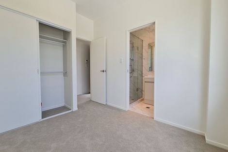 Photo of property in 20b Crestview Rise, Papakura, 2110