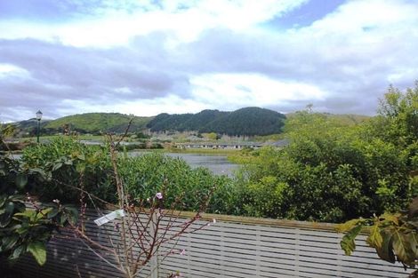 Photo of property in 15 Soldiers Way, Paraparaumu, 5032