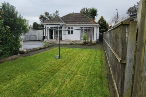 Photo of property in 242 College Street, West End, Palmerston North, 4412