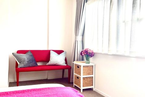 Photo of property in 14 Ti Kouka Lane, Sandringham, Auckland, 1025