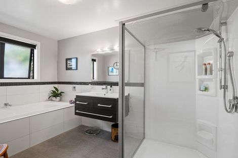 Photo of property in 14 Morning Star Terrace, Arthurs Point, Queenstown, 9371