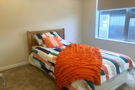 Photo of property in 49 Chamberlain Road, Massey, Auckland, 0614
