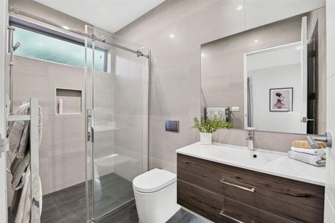 Photo of property in 7a Prospect Terrace, Milford, Auckland, 0620