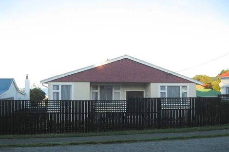 Photo of property in 17 Greta Street, South Hill, Oamaru, 9400