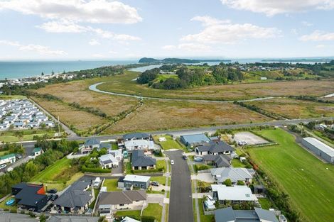 Photo of property in 15 Reel Road, Athenree, Waihi Beach, 3611