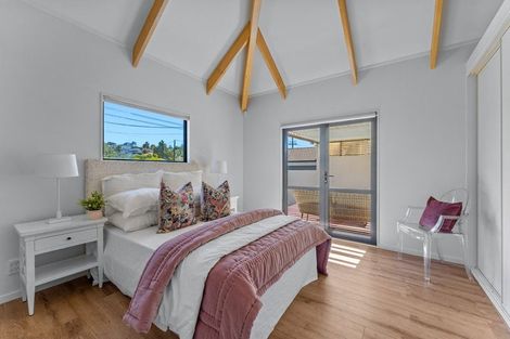 Photo of property in 154a Nile Road, Milford, Auckland, 0620