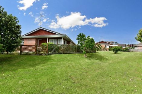 Photo of property in 26 The Grove, Red Beach, 0932