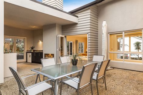 Photo of property in 30c Marine Parade, Mellons Bay, Auckland, 2014