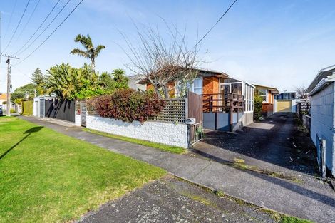 Photo of property in 10a Vogel Street, Fitzroy, New Plymouth, 4312