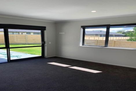 Photo of property in 15 Shearwater Lane, Whitby, Porirua, 5024