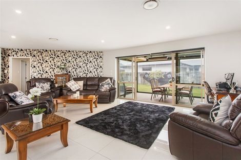 Photo of property in 17 Sweet Waters Place, Woolston, Christchurch, 8023