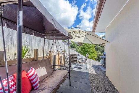 Photo of property in 43 Hewlett Road, Massey, Auckland, 0614