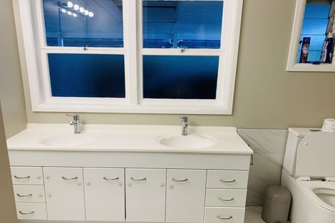 Photo of property in 15a Clark Place, Hillcrest, Hamilton, 3216