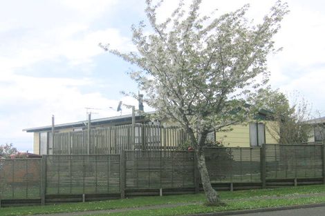 Photo of property in 15 Pohutukawa Drive, Owhata, Rotorua, 3010