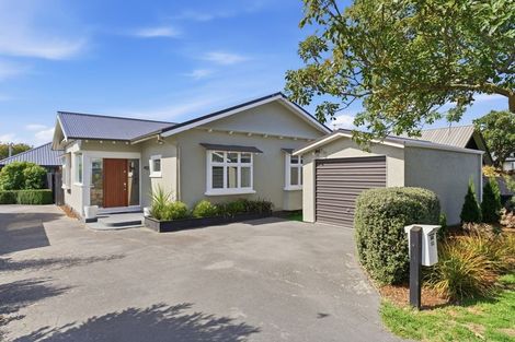 Photo of property in 1/68 Searells Road, Strowan, Christchurch, 8052