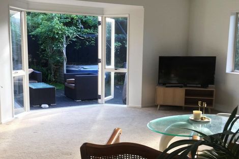 Photo of property in 237a Point Chevalier Road, Point Chevalier, Auckland, 1022