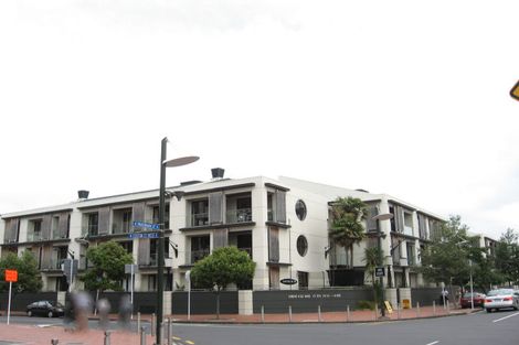 Photo of property in Latitude 37 East Apartments, 1k/20 Pakenham Street East, Auckland Central, Auckland, 1010