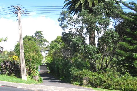 Photo of property in 920 Beach Road, Waiake, Auckland, 0630