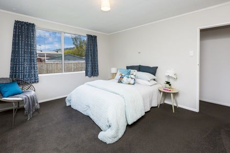 Photo of property in 15 Akron Grove, Totara Park, Upper Hutt, 5018