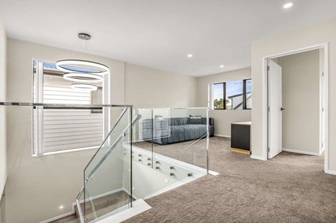 Photo of property in 6/684 Te Atatu Road, Te Atatu Peninsula, Auckland, 0610