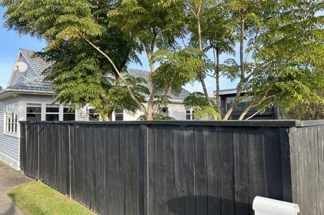 Photo of property in 198 Edgecumbe Road, Tauranga South, Tauranga, 3112