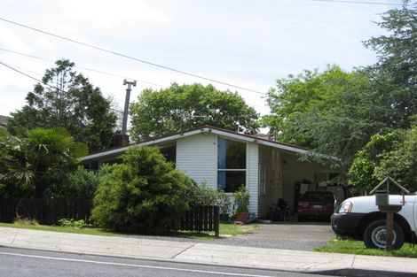 Photo of property in 34 Riverhead Road, Kumeu, 0810