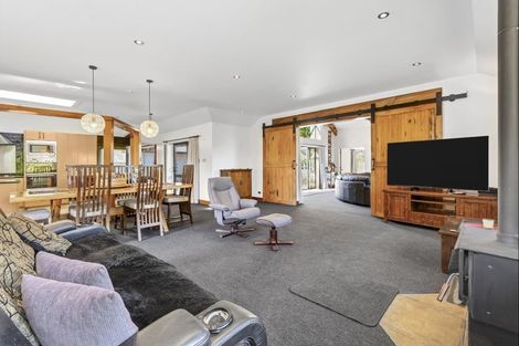 Photo of property in 117 Riverbank Road, Wanaka, 9382