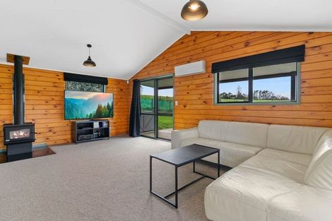 Photo of property in 269 Brown Road, Hakaru, Kaiwaka, 0573