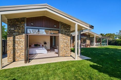 Photo of property in 24a Hautana Square, Woburn, Lower Hutt, 5010