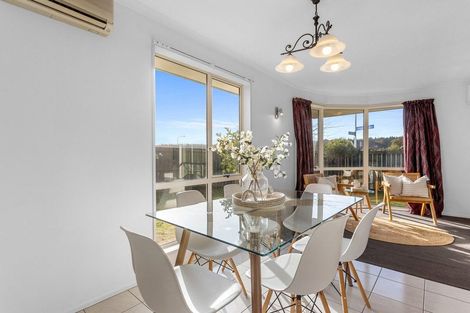 Photo of property in 32 Broadhaven Avenue, Parklands, Christchurch, 8083