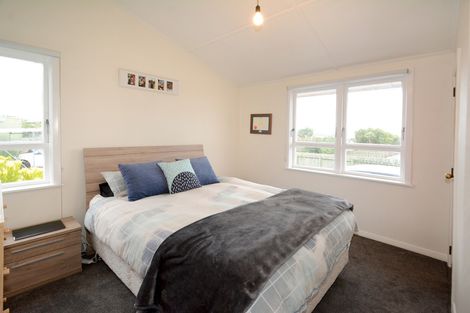 Photo of property in 24 Lock Street, Saint Clair, Dunedin, 9012