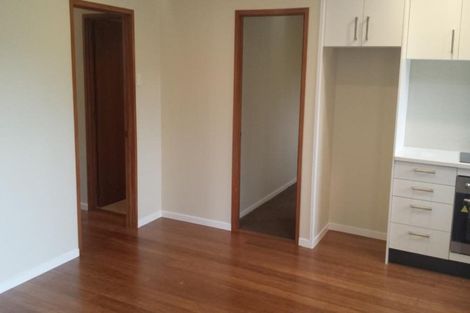 Photo of property in 5/550 Glenfield Road, Glenfield, Auckland, 0629