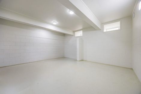 Photo of property in 46 Awaruku Road, Torbay, Auckland, 0630