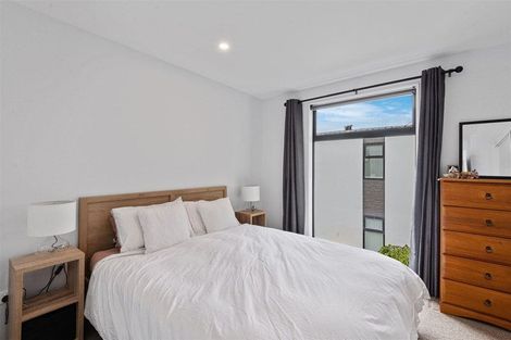 Photo of property in 6/12 New Brighton Road, Shirley, Christchurch, 8061