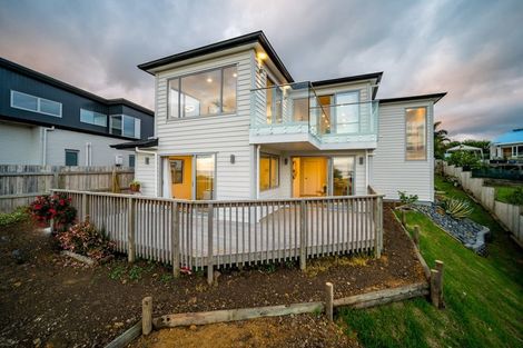 Photo of property in 1053b Whangaparaoa Road, Tindalls Beach, Whangaparaoa, 0930