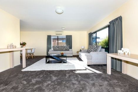 Photo of property in 33 Clarevale Street, Burwood, Christchurch, 8083