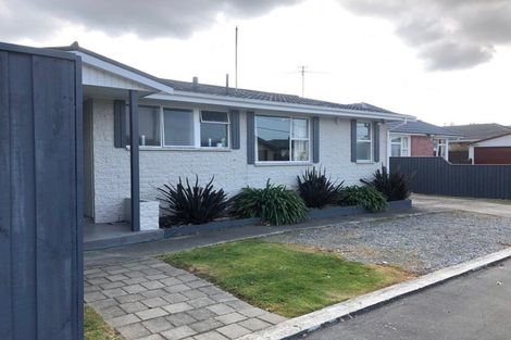 Photo of property in 1a Barclay Place, Burwood, Christchurch, 8061