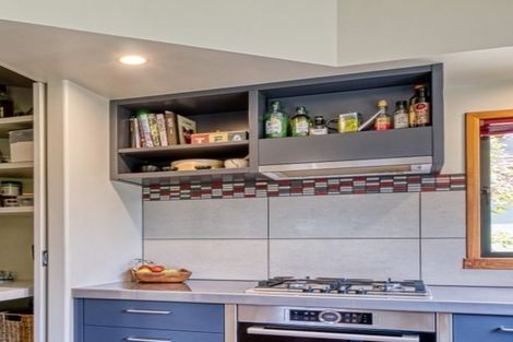 Photo of property in 2 Ritchie Place, Havelock North, 4130