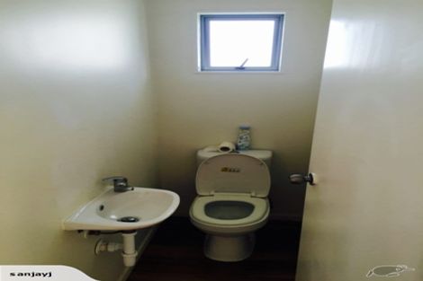 Photo of property in 1/18 Kirrie Avenue, Te Atatu South, Auckland, 0610