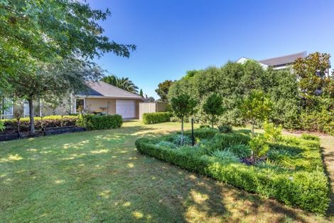 Photo of property in 6 Leabridge Mews, Harewood, Christchurch, 8051