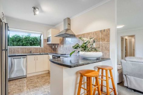 Photo of property in 31b Westglen Place, Ranui, Auckland, 0612