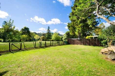 Photo of property in 36 Redlands Grove, Swanson, Auckland, 0612