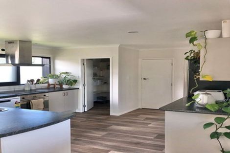 Photo of property in 33 Hyde Avenue, Richmond Heights, Taupo, 3330