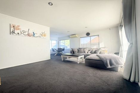 Photo of property in 1/203 Burswood Drive, Burswood, Auckland, 2013