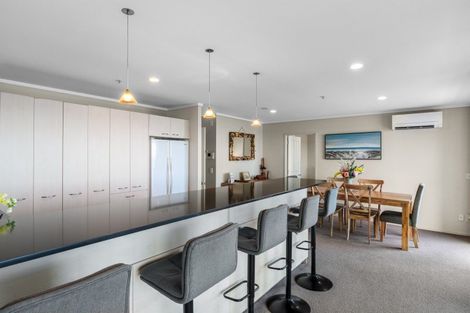 Photo of property in 12/72e Devonport Road, Tauranga, 3110