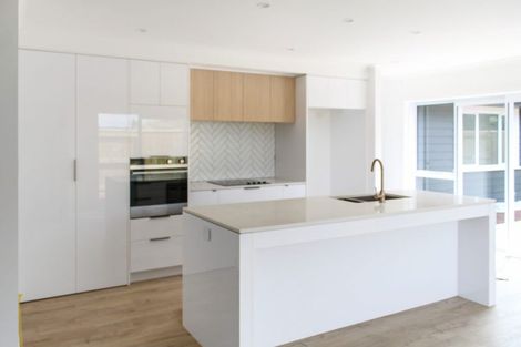 Photo of property in 29 Freedom Drive, Kelvin Grove, Palmerston North, 4414