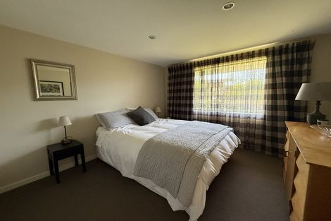 Photo of property in 18 Kelliher Drive, Wanaka, 9305